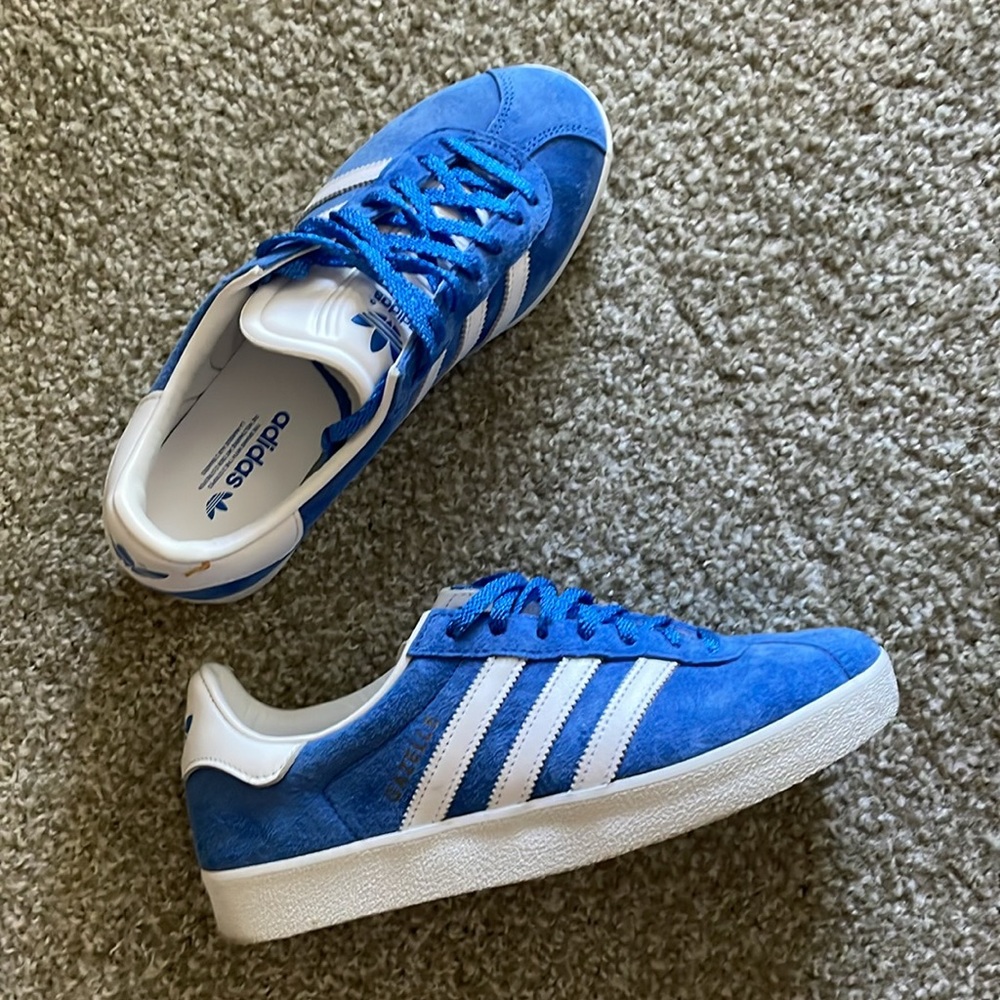 Adidas | Gazelle 85 | Size 6 Unisex | Size 8 Womens | Classic Blue and White - Picture 4 of 9